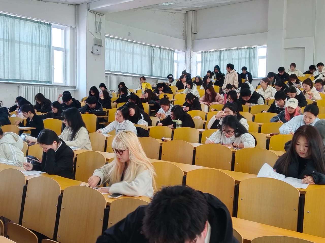 图示, 示意图
中度可信度描述已自动生成:ver1